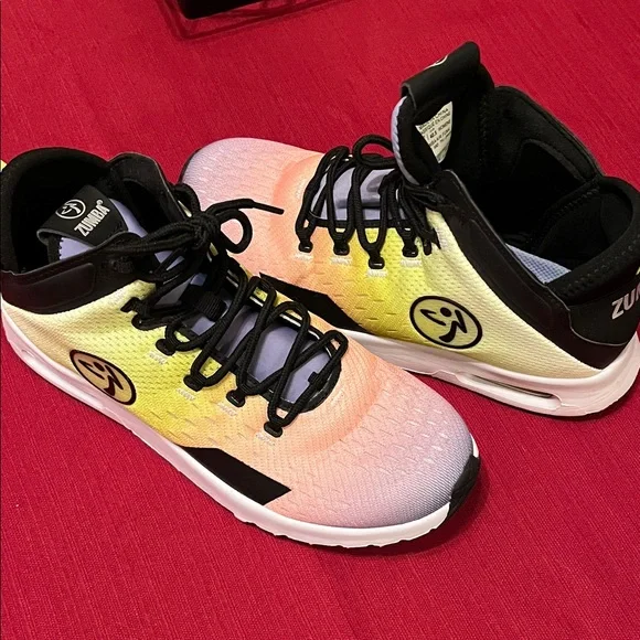 Zumba Fitness Women's Air Funk Shoes these have no sign of wear - Picture 3 of 7